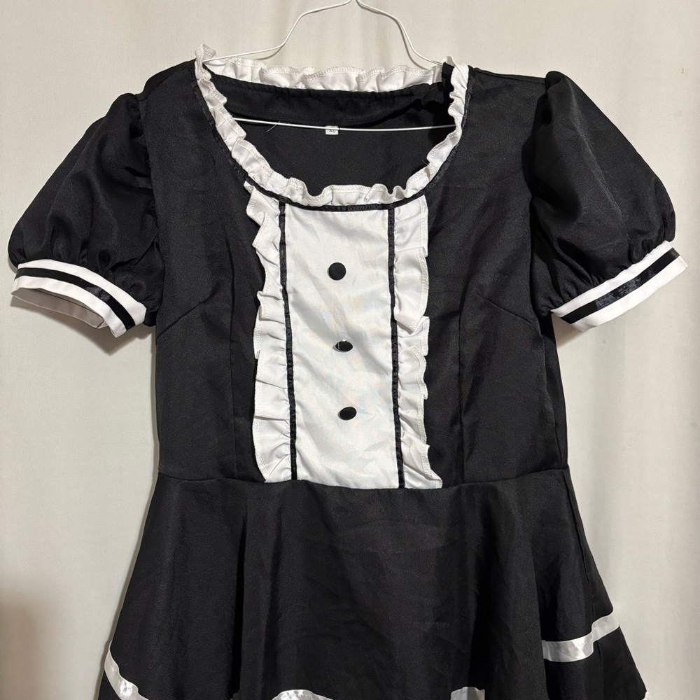 Black & White Girls Maid Dress Halloween Costume Size XL - Picture 2 of 10